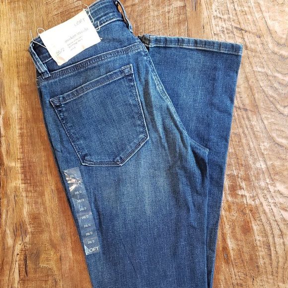 Ann Taylor Denim - Ann Taylor Loft NWT - Women's - Modern Straight Jeans - Blue - Size 26/2